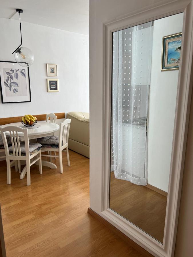 City Center Apartment Twiggy マカルスカ エクステリア 写真